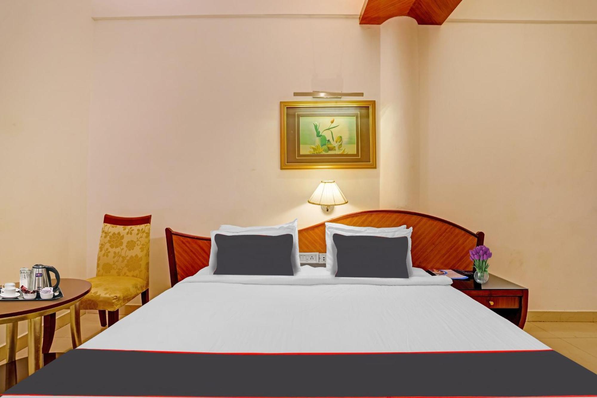 Super Collection O Indraprastha Hotel Thiruvananthapuram Exterior photo