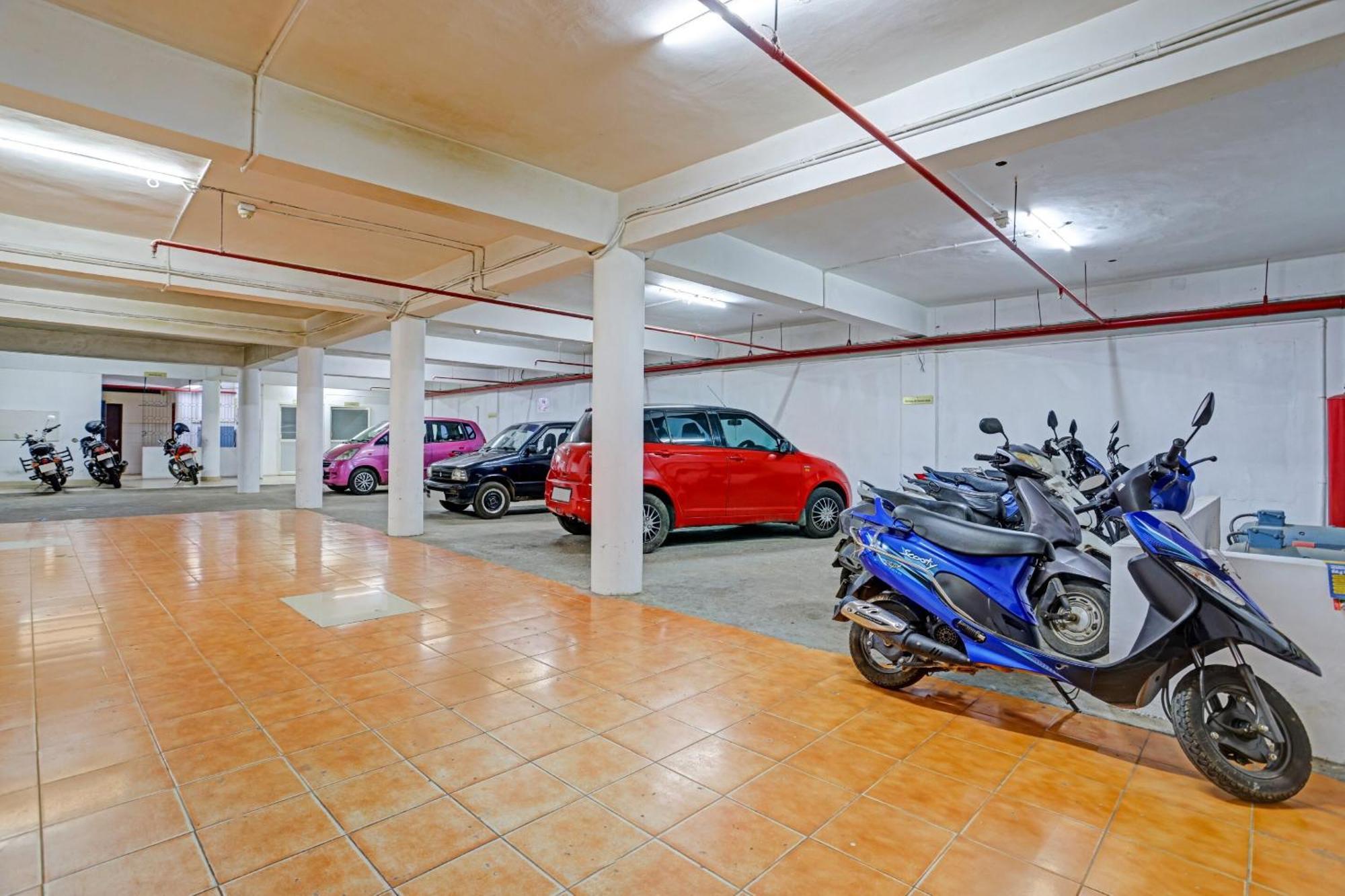 Super Collection O Indraprastha Hotel Thiruvananthapuram Exterior photo